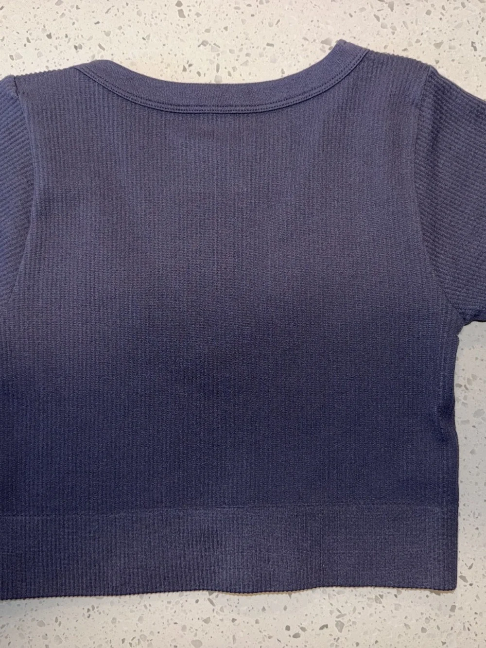 Garage - Ribbed V-Neck Short Sleeve Cropped Shirt - Small - Purple